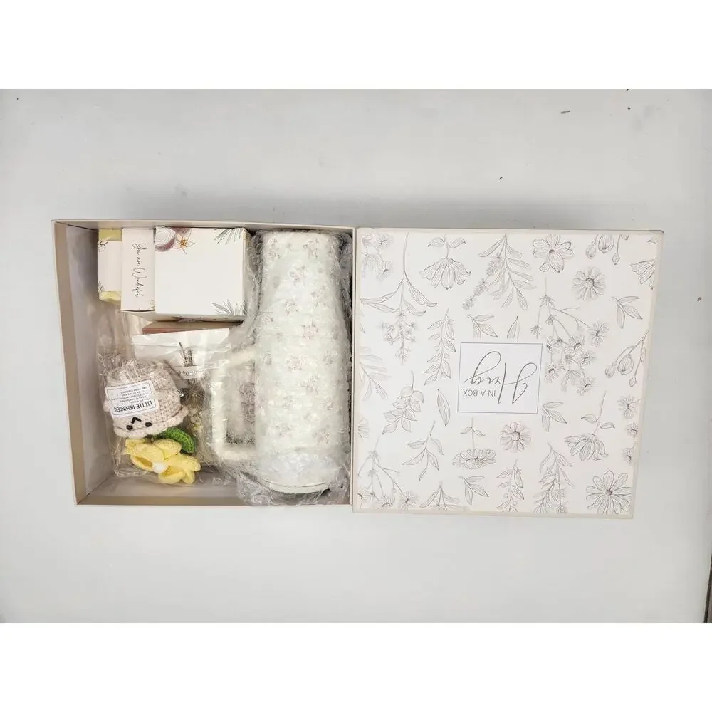 Hug in a Box Self-Care Gift Set – New